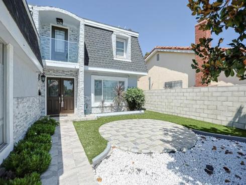 16221 Mount Baden Powell , Fountain Valley, CA