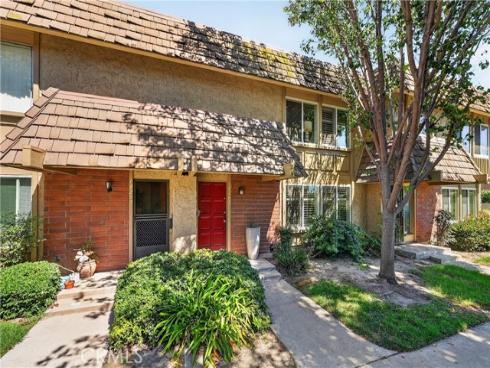 18261 Arches Court, Fountain Valley, CA
