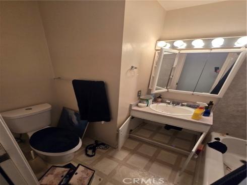 17391 Elm Street, Fountain Valley, CA