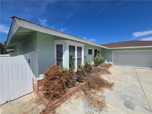 17391 Elm Street, Fountain Valley, CA
