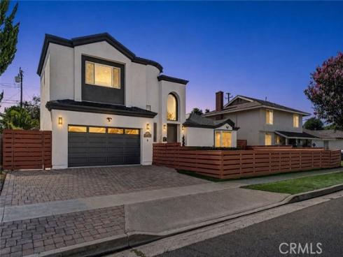 18871 Santa Marta Street , Fountain Valley, CA