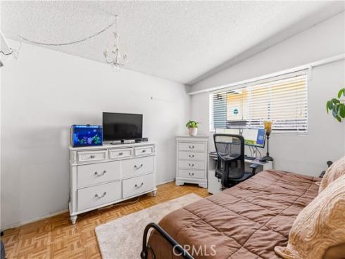 17408  Walnut  , Fountain Valley, CA