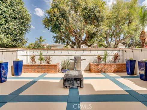 8537 Courreges Court , Fountain Valley, CA