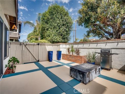8537 Courreges Court , Fountain Valley, CA