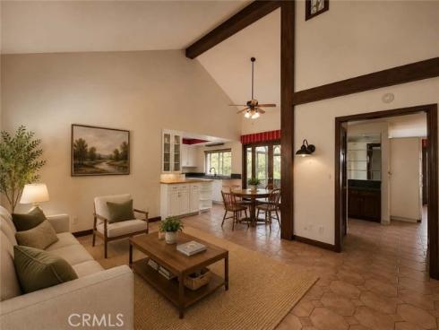 17110 Los Robles , Fountain Valley, CA