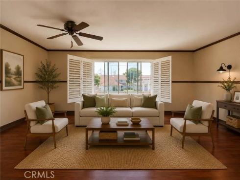 17110 Los Robles , Fountain Valley, CA