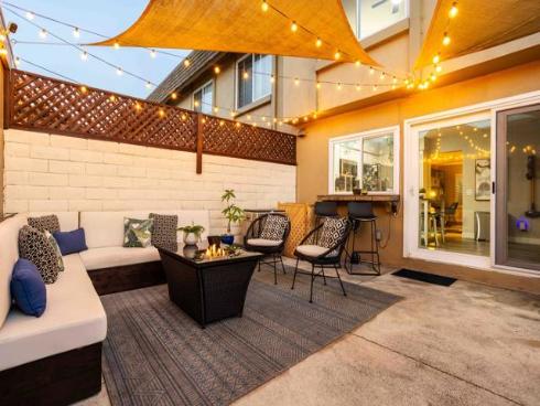 10382 Truckee River Court, Fountain Valley, CA