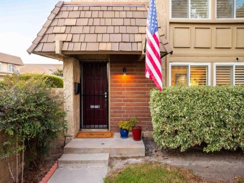 10382 Truckee River Court, Fountain Valley, CA