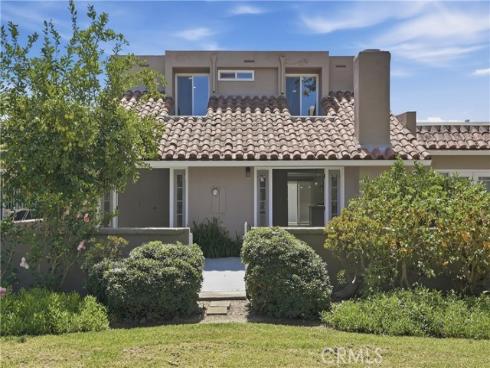 10803 Los Jardines , Fountain Valley, CA