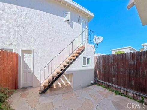 10067 Los Coyotes Court, Fountain Valley, CA