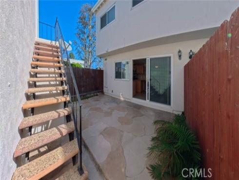 10067 Los Coyotes Court, Fountain Valley, CA
