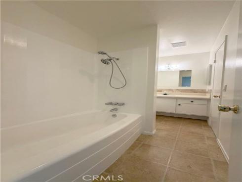 17773  La Rosa  , Fountain Valley, CA