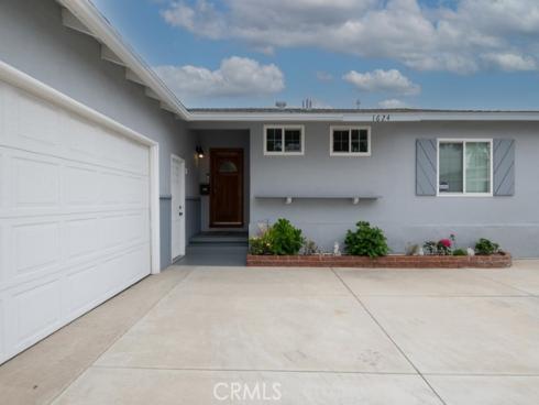 1624 W Roberta   Avenue, Fullerton, CA