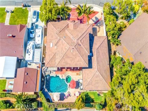 616  Lemon Hill  , Fullerton, CA