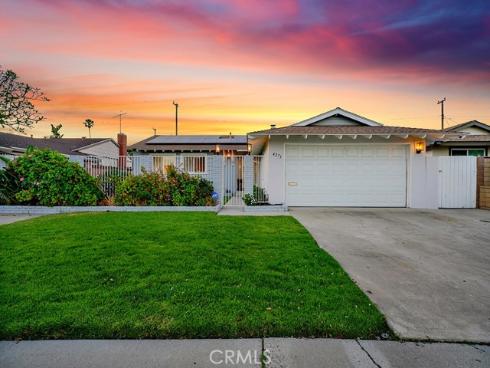 4273 W Oak   Avenue, Fullerton, CA