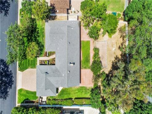 621  Green Acre   Drive, Fullerton, CA