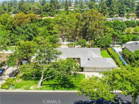 621  Green Acre   Drive, Fullerton, CA