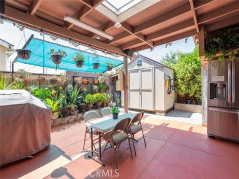 4255  W Oak Avenue  , Fullerton, CA