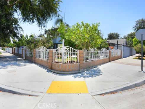 2524 W Valencia   Drive, Fullerton, CA