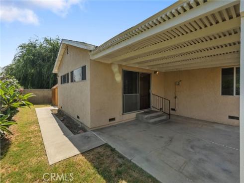 1525 W Woodcrest   Avenue, Fullerton, CA