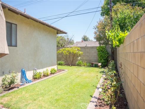 1114 N Acacia   Avenue, Fullerton, CA