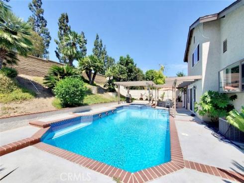 2835  Treeview   Place, Fullerton, CA