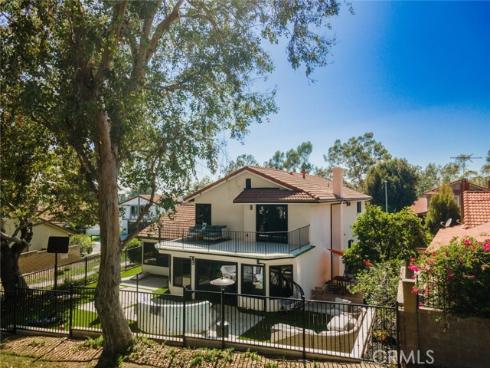 1618  Camden   Place, Fullerton, CA