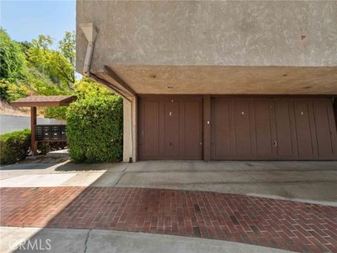 1307  Shadow Lane  E , Fullerton, CA