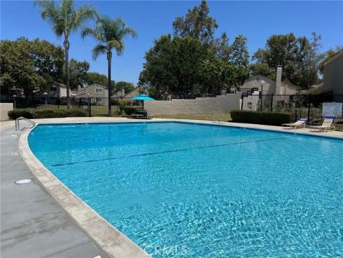 3205  Kingswood   Court, Fullerton, CA