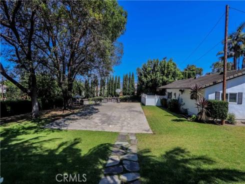 125 E Las Palmas   Drive, Fullerton, CA