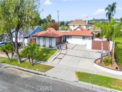 2419  Hartford   Avenue, Fullerton, CA