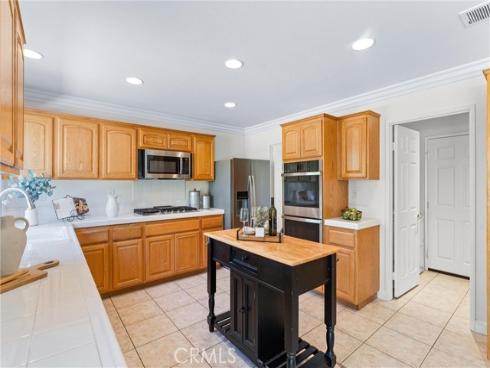 2501  Mill   Lane, Fullerton, CA