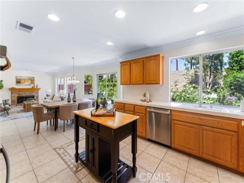 2501  Mill   Lane, Fullerton, CA