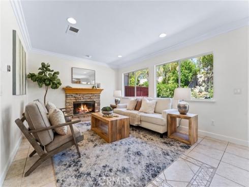 2501  Mill   Lane, Fullerton, CA