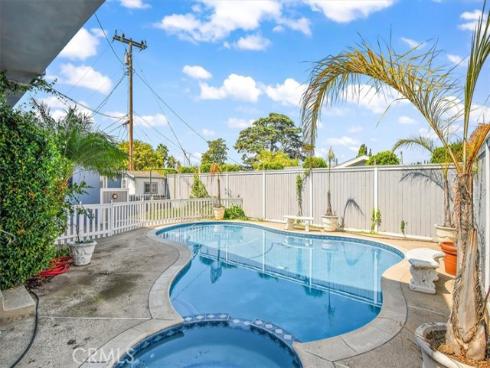 761  Oceanview   Drive, Fullerton, CA