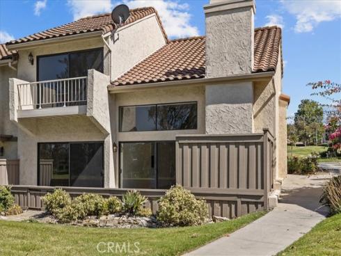 646  Colonial Circle  , Fullerton, CA