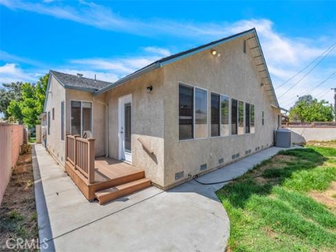 625 W Gage   Avenue, Fullerton, CA