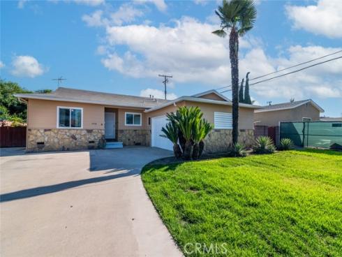 1536 W Roberta   Avenue, Fullerton, CA