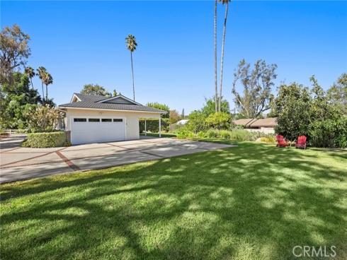 281  Altura   Drive, Fullerton, CA