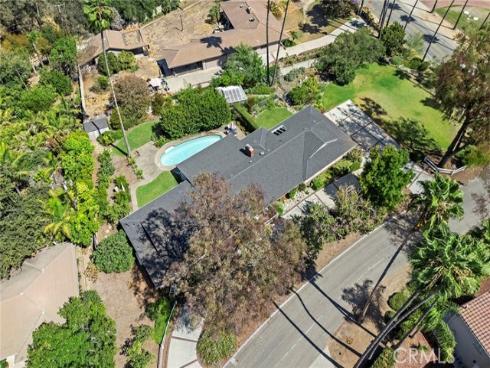 281  Altura   Drive, Fullerton, CA