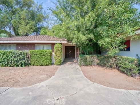 3209  Lakeknoll   Drive, Fullerton, CA