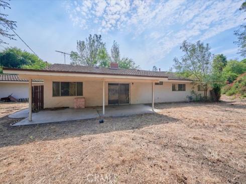 3209  Lakeknoll   Drive, Fullerton, CA