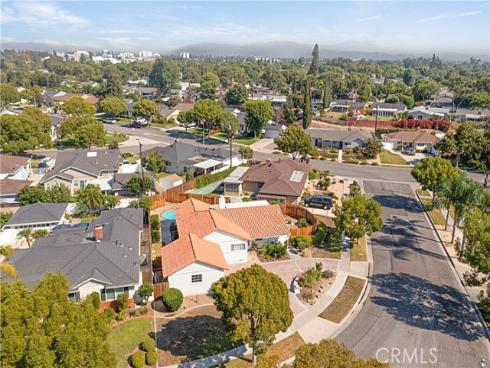 910  Oakdale   Avenue, Fullerton, CA