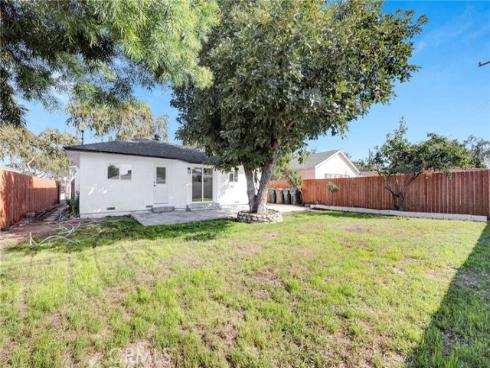 2316  W Flower  , Fullerton, CA