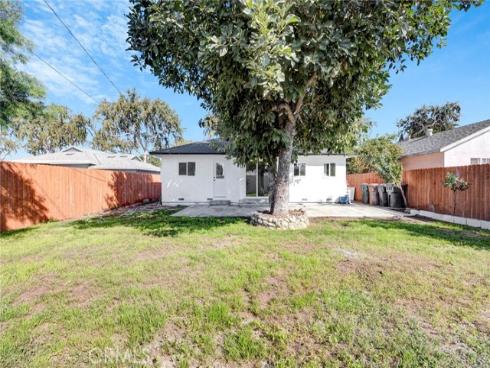 2316  W Flower  , Fullerton, CA