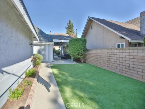 1426  Old River   Road, Fullerton, CA