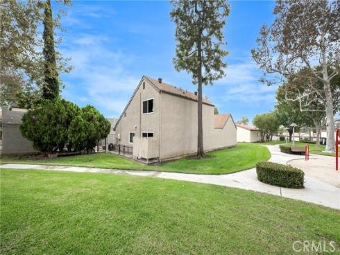 3116  Ravenwood   Court, Fullerton, CA