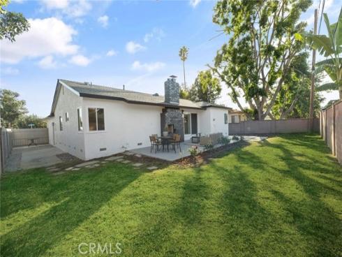 1501 W Woodcrest   Avenue, Fullerton, CA