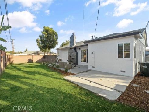 1501 W Woodcrest   Avenue, Fullerton, CA