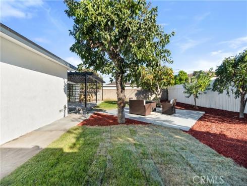 212 W Rosslynn   Avenue, Fullerton, CA